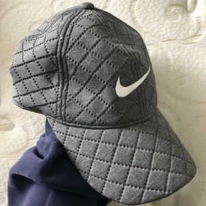 RARE Gray Quilted NIKE Hat